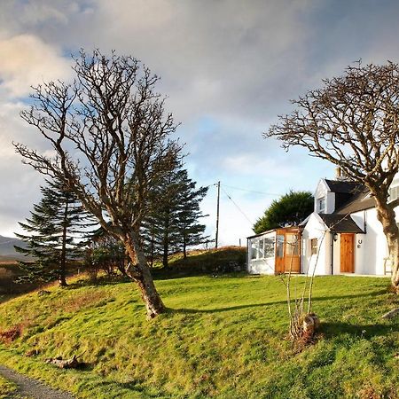 Вилла Staffin Bay View Stenscholl Экстерьер фото